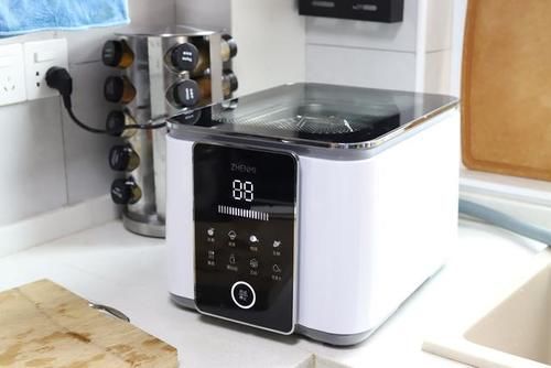 净化|煎鸡翅前,我都会用食物净化机先做个深度清洁,每次我做鸡翅的时候,味道很正宗