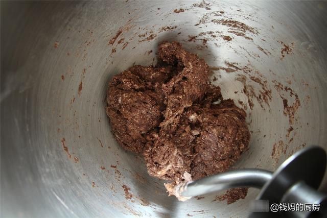  面包店|面包店每天售罄的蘑菇包，酥脆松软、2个管饱，自己做也简单