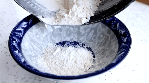 甜点|广式甜点“芒果糯米糍”,比雪媚娘制作简单,奶香浓郁,软糯拉丝