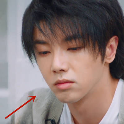  表情|吉克隽逸被淘汰时，周深满脸不敢相信，有谁注意到华晨宇的表情？