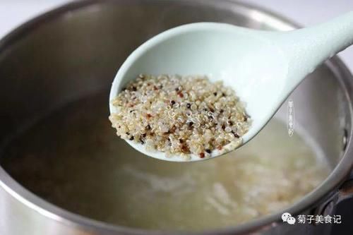 简单|在家自制芒果藜麦沙拉,常吃增强抵抗力,简单易学别错过