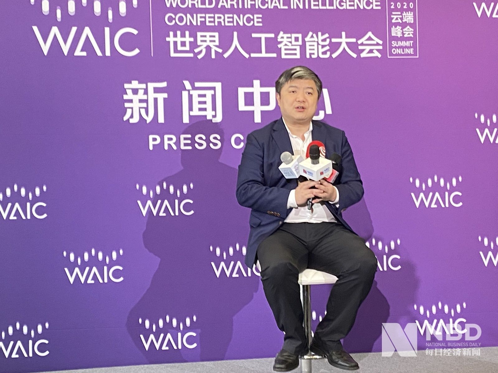  智能大会|AI在疫情防控中真的有用吗？科大讯飞胡郁、联影智能詹翊强这么说