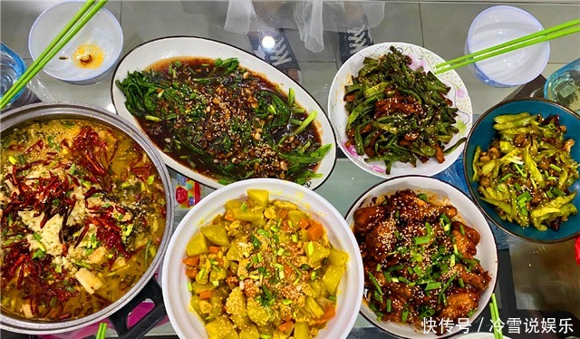  上桌|老公请同事来家里吃饭，我下厨做一桌菜，上桌却说我精明过头了！