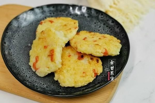  分钟|剩米饭不做炒饭，也不要再蒸了，巧变花样早餐，10分钟就上桌