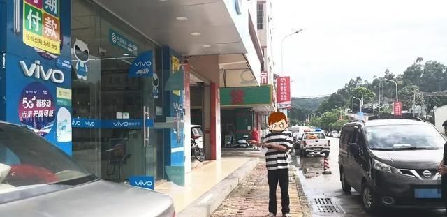  公安|飒！谢岗公安2小时快速查处一宗手机店抢夺案！