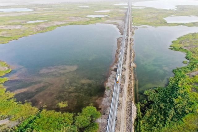 白皮火车|筑完“天路”架“云梯”——铁路老兵再上高原