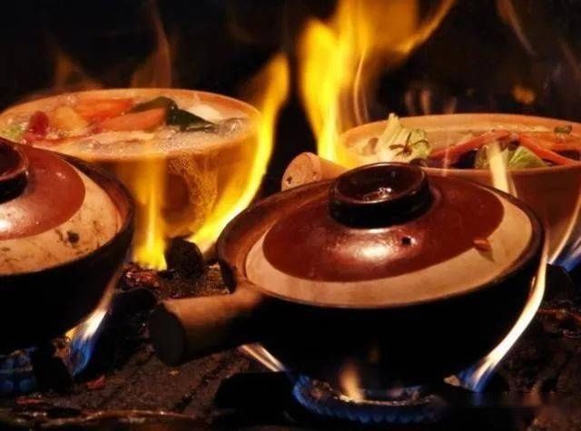 中国|欧洲人穷得只能吃黑面包、炖豆子的时候，中国人在吃啥？看看吧！