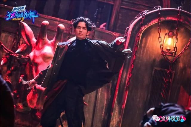  不合时宜|“不合时宜”的钟汉良？