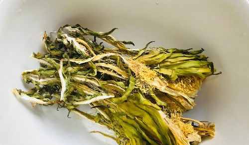  口感|此花浑身都是宝，煲汤消暑最适合，口感清甜绵滑，清凉解渴