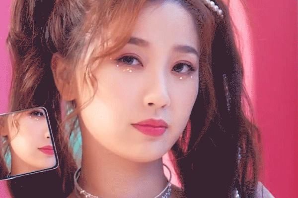  虞书欣|女歌手排行：杨超越夺冠，刘雨昕屈居第二，孟美岐不如虞书欣