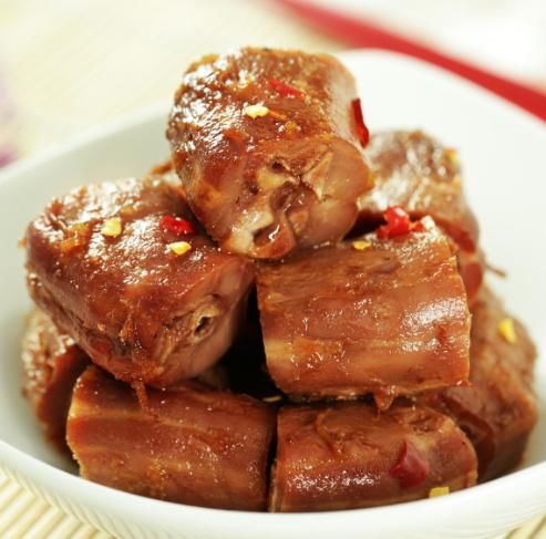  卤肉|想吃卤肉别买了！教你懒人做法，电饭锅就能搞定，想吃什么卤什么