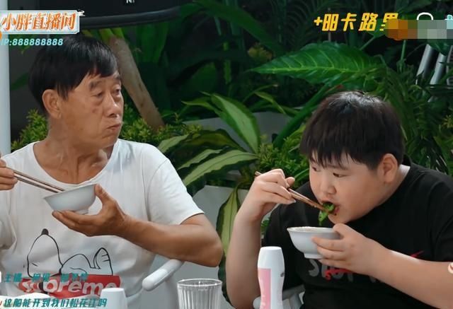  客人|《中餐厅》排骨未熟就上桌，被客人反映后，救场举动堪称教科书