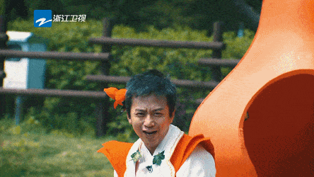  耽误|演员上综艺耽误事业？邓伦录综艺遭脱粉回踩，刘昊然反成正面案例