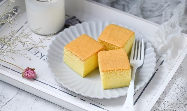  蛋糕|碰一下抖三抖的蛋糕，口感轻盈细腻，配方比例告诉你，一次就成功