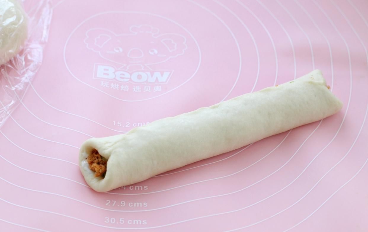 面包|吃腻了甜面包换个口味,加点葱花和肉松,还没出炉就已经香飘满屋