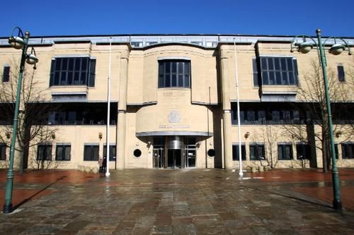 案件|南澳夫妻与宠物狗举止不当,视频被警方偶然发现或判入狱10年