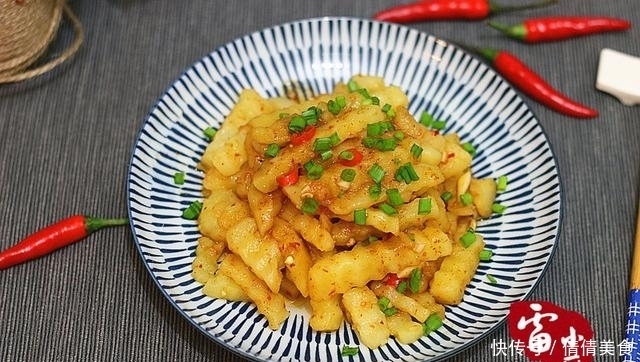  比肉|土豆最最最简单又好吃的做法，煮一煮，拌一拌，都说比肉还好吃