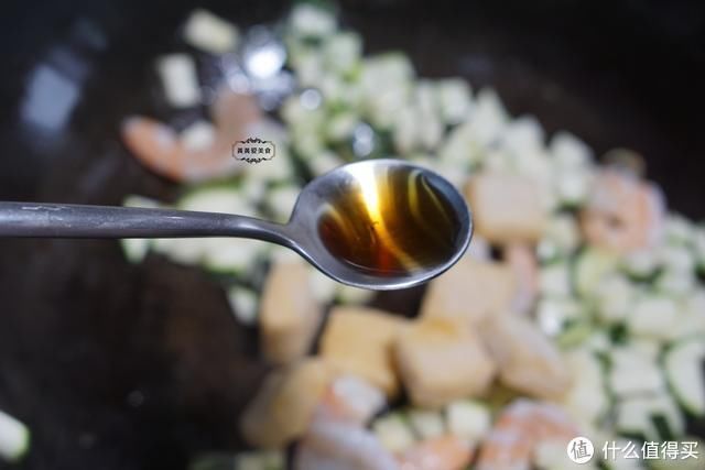 人人|三伏天,吃鱼吃肉不如吃它,一块一斤,鲜美滋补,人人吃得起