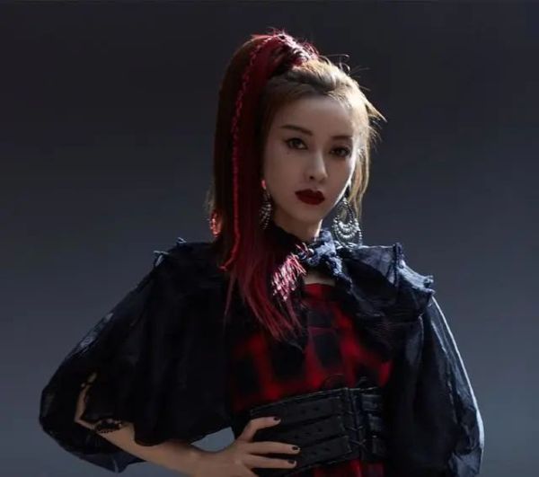  句句|厉害了我的姐！吴昕一脸认真拉票，句句戳心