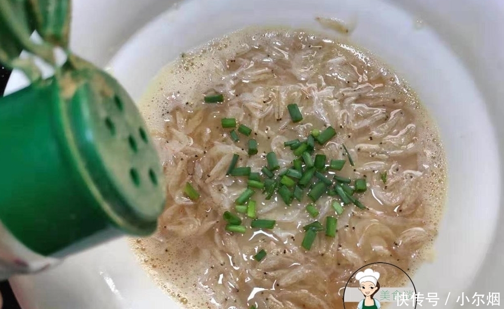 分钟|适合秋天吃的一道蒸菜,8分钟上桌,鲜甜补钙,三天两头给孩子做