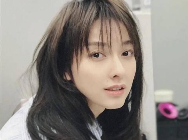  乘风破浪|《浪姐》未播已出翻版？拟邀嘉宾有何炅王一博，却被指无原版精髓