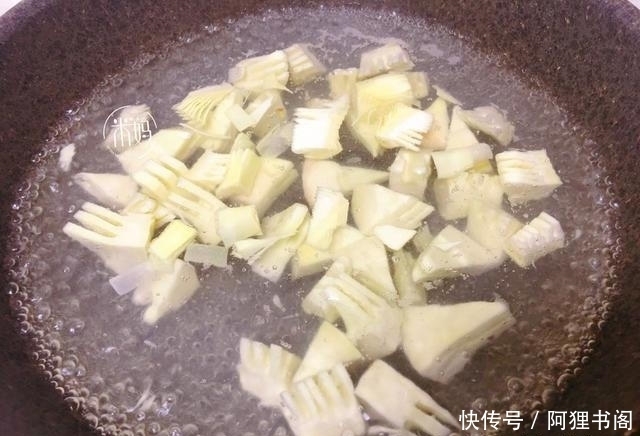 别省|炒菜前,这6种蔬菜必须焯水,为了家人健康,再懒也别省这一步!