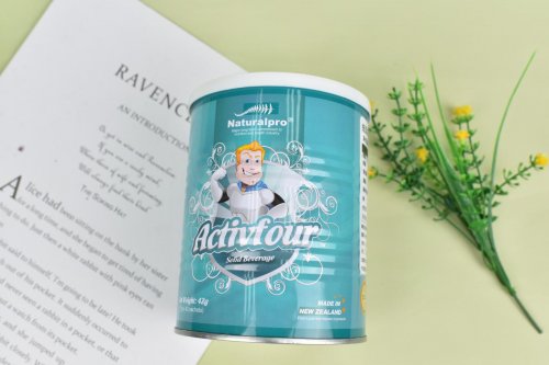  霍思燕|霍思燕的育儿小绿罐纽贝乐测评，来看嗯哼身体棒棒的秘籍