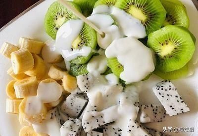  评价|请准婆婆到家里吃饭，做了一大桌子饭菜，吃完给了这样的评价