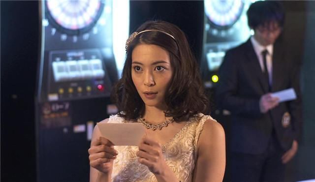 退出|33岁女星岩佐真悠子发文宣布退出娱乐圈，自曝将转行当护士