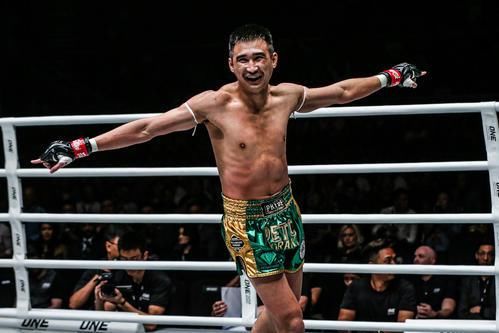  失利|雅桑克莱再次失利！对手将成泰拳新王？