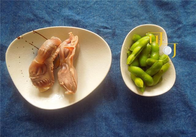  做法|糟卤毛豆，那个有了灵魂的毛豆，也许是夏天最好吃的做法