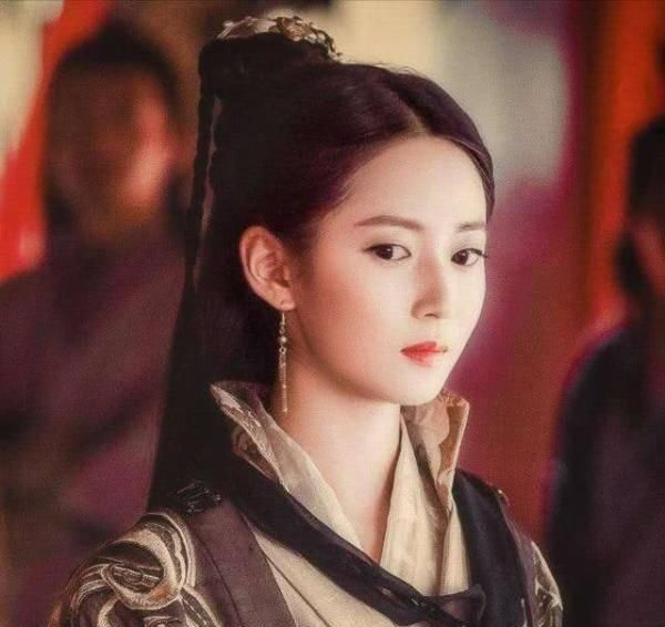  美女|金庸笔下有一大疯女，两大魔女，三大妖女，都是美女