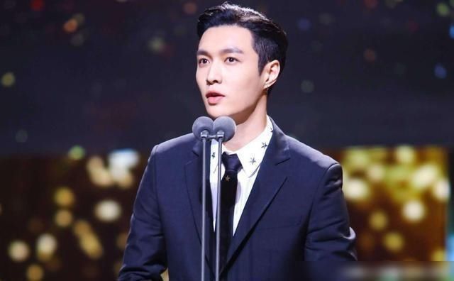  太阳|歌手2：张艺兴在第一场战斗中失败了？对于从GAI上取下的太阳