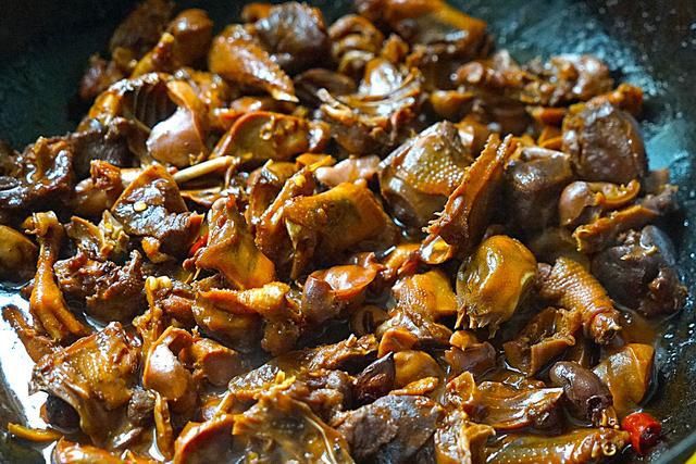  高考|花了80块钱买两只鸽子，给高考的闺女做了这菜，营养美味又解馋