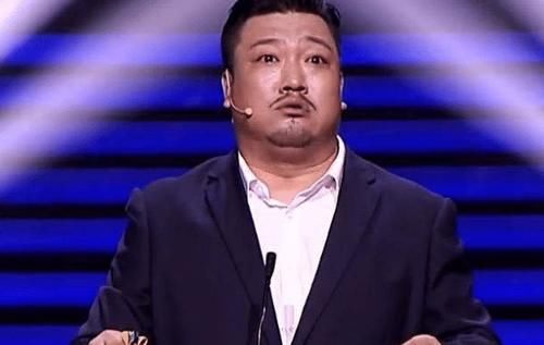  喜剧|《欢乐喜剧人》四位冠军现状差距大，岳云鹏走红，文松发展平平