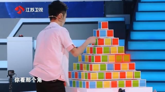  最强|杨易夺取《最强大脑7》脑王之王是打向新赛制最响亮的耳光