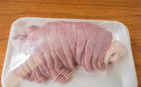  正确|清洗猪肚，加盐加醋都不对，大厨教你正确做法，猪肚干净无异味