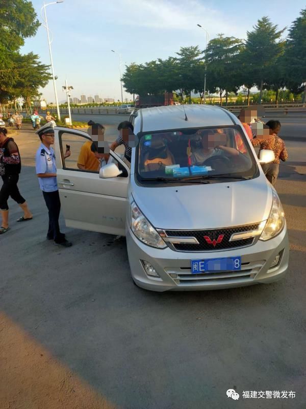  小型面包车在漳州市|农村面包车|顺昌查获特殊学校运载学生超员车辆，芗城查获多起超员等严重违法