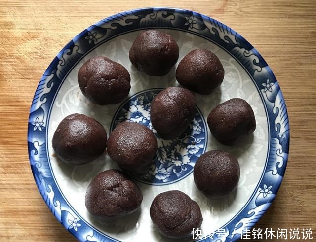 香甜|秋天到吃南瓜抗病润燥,不炒不煮,不加一粒水,香甜软糯营养美味