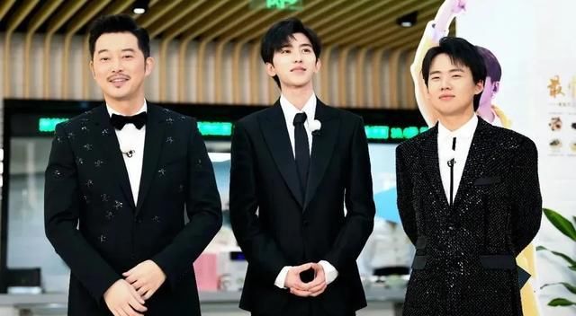 锅菜兄弟|蔡徐坤郭麒麟搞笑拌嘴,《奔跑吧兄弟》变“互怼吧兄弟”?