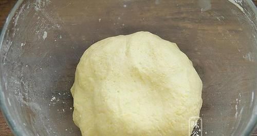  香甜|明日立秋，这美味抓紧吃，3元能做10个，香甜营养又管饱，太香了