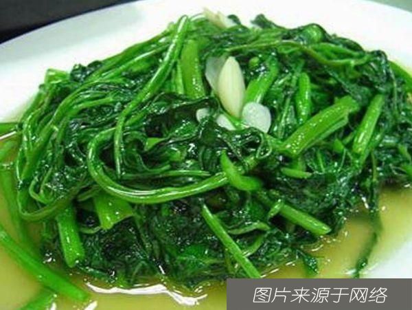 人体|女性不想老太快，推荐常吃3种食物，补充营养、增强体质！