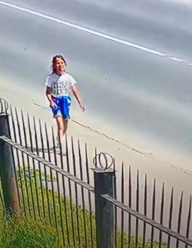  夫妇|8岁女孩跟父母吵架离家出走，却被一对无良夫妇抓走，侵犯后杀害