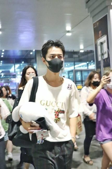  还要|有种“难复出”叫肖战，沦落到给王大陆做配角，还要“扮丑”