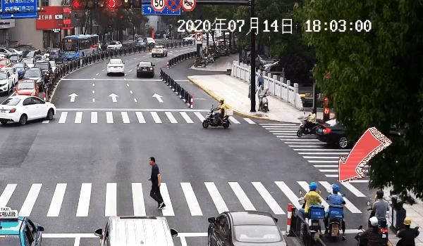  违法|逆行，闯红灯……这些违法外卖员，全部曝光！涉及海盐三个外卖平台！