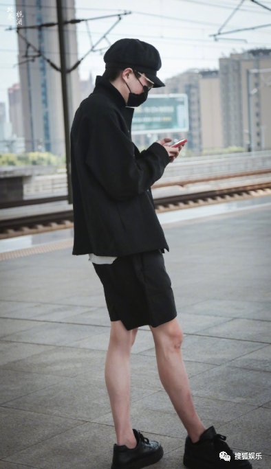  出轨|“方一凡”周奇恋情曝光？何猷启出轨？万茜车祸骨折12天后就复工？