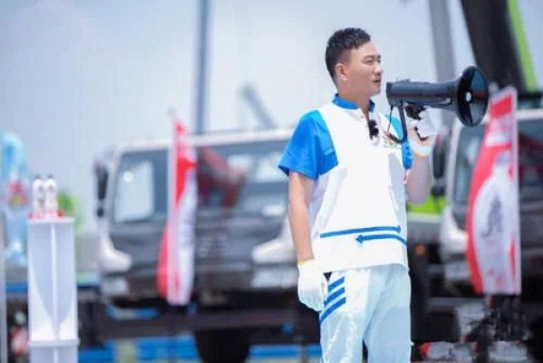  挑战|胡军倚老卖老，粉丝为杨洋抱屈，网友却说有了《极限挑战》的味道