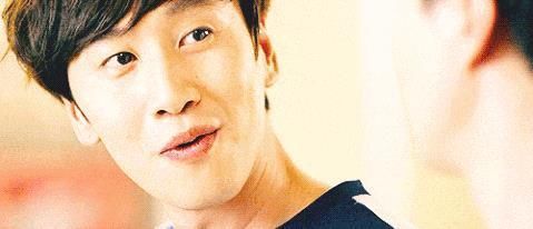 难怪|被骗这么多年,原来“撕名牌”是这么拍出来的,难怪赵丽颖说漏了嘴