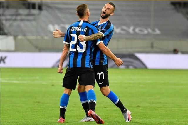  得球之后|伟大之夜！2-1见证5.6亿豪门踏上崛起之路，时隔10年再进欧战4强