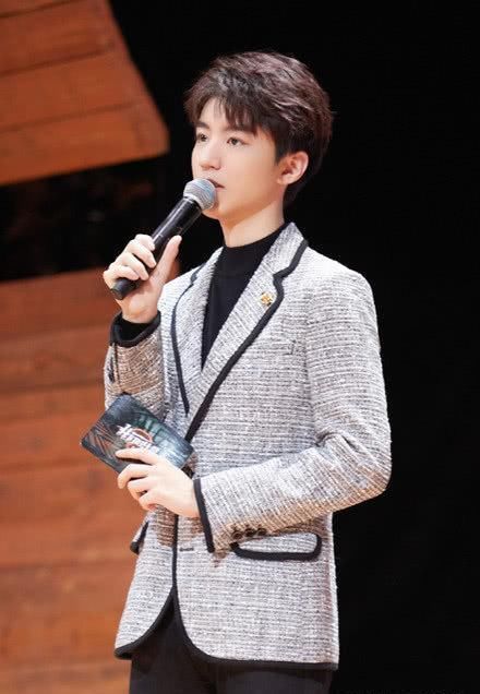  榜首|明星势力榜周榜排名出炉：TFBOYS两人进榜，肖战凭实力重回榜首